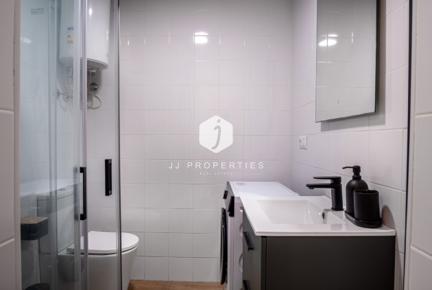 Resale - Apartment / flat -
Torrevieja - Costa Blanca