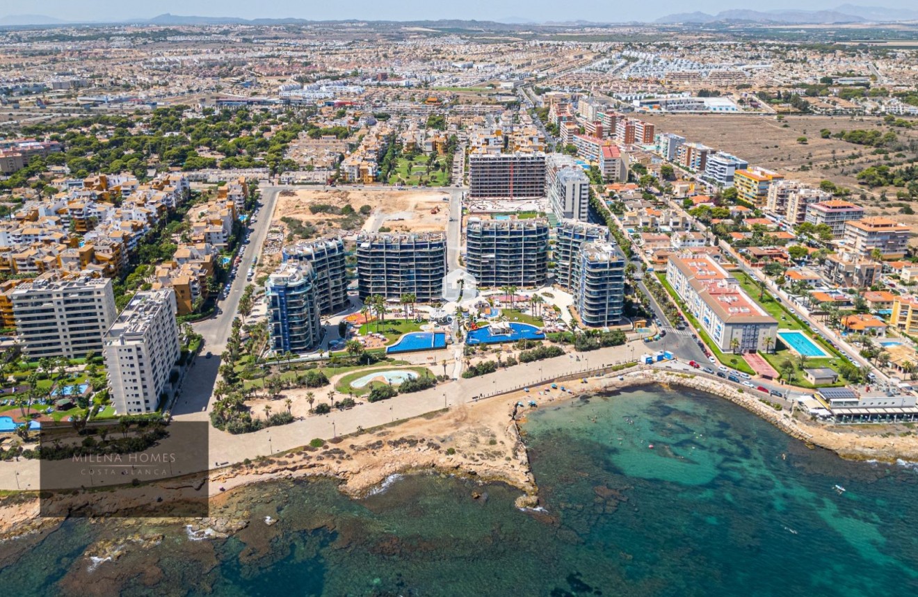 Resale - Penthouse -
Torrevieja - Punta prima