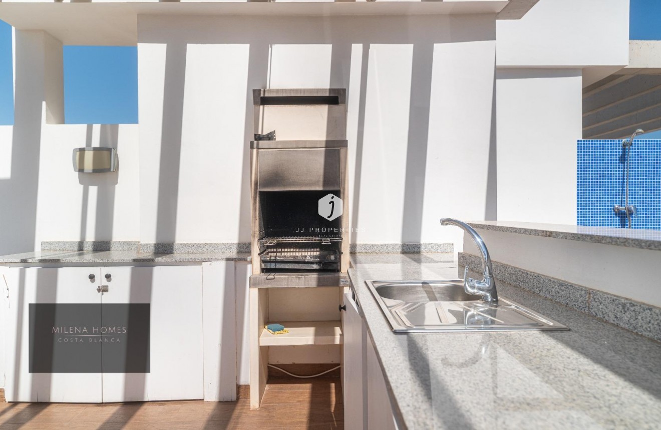 Resale - Penthouse -
Torrevieja - Punta prima