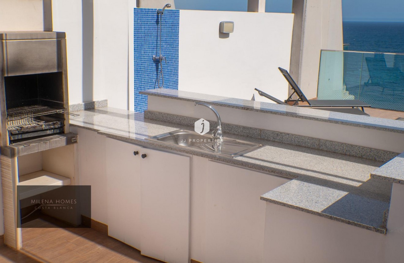 Resale - Penthouse -
Torrevieja - Punta prima