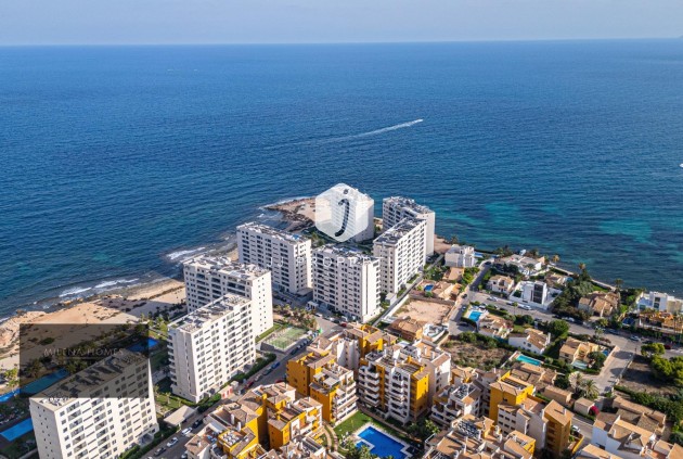 Resale - Apartment / flat -
Torrevieja - Punta prima