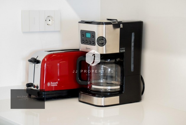 Resale - Apartment / flat -
Torrevieja - Punta prima