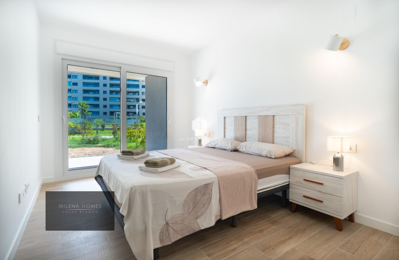 Resale - Apartment / flat -
Torrevieja - Punta prima