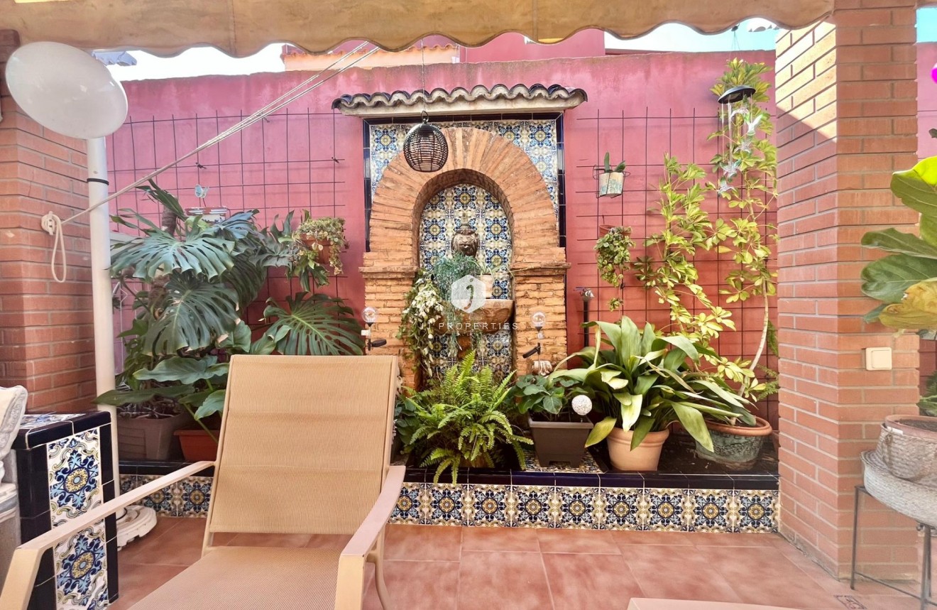 Segunda mano - Villa -
Torrevieja - Los Balcones - Los Altos del Edén