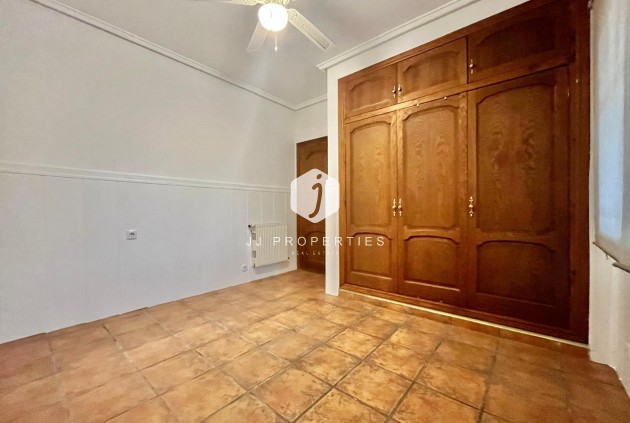 Segunda mano - Villa -
Torrevieja - Los Balcones - Los Altos del Edén