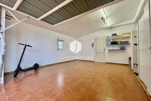 Segunda mano - Villa -
Torrevieja - Los Balcones - Los Altos del Edén