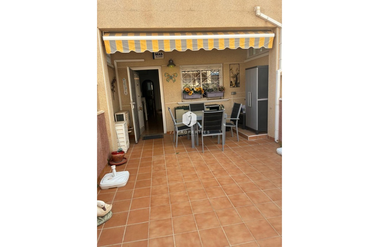 Resale - Bungalow -
Orihuela Costa - Los Almendros-la Florida