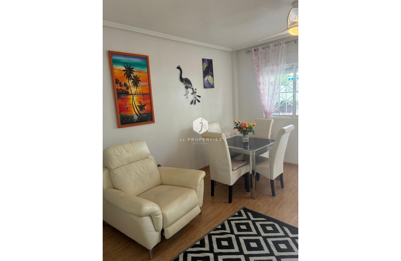 Resale - Bungalow -
Orihuela Costa - Los Almendros-la Florida