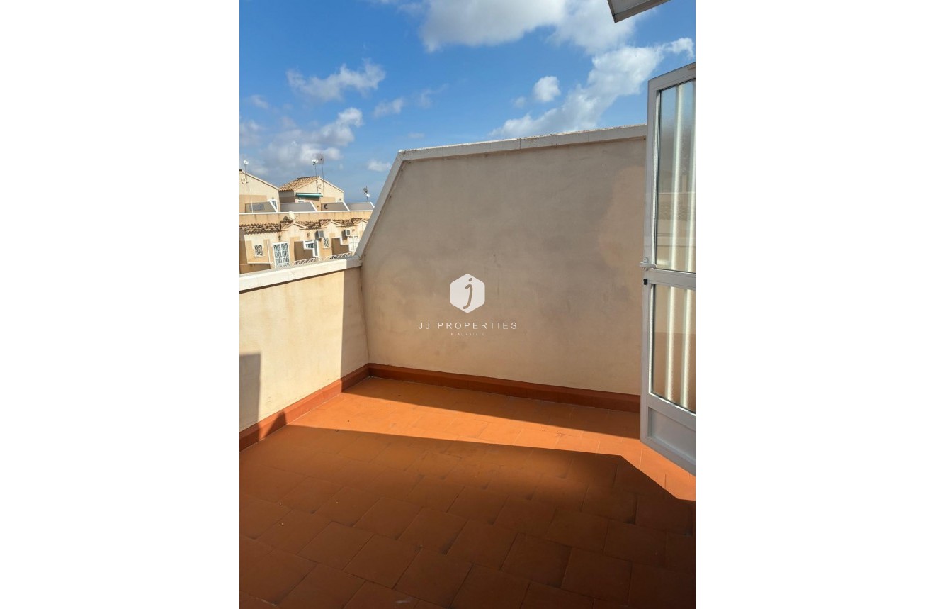 Resale - Bungalow -
Orihuela Costa - Los Almendros-la Florida