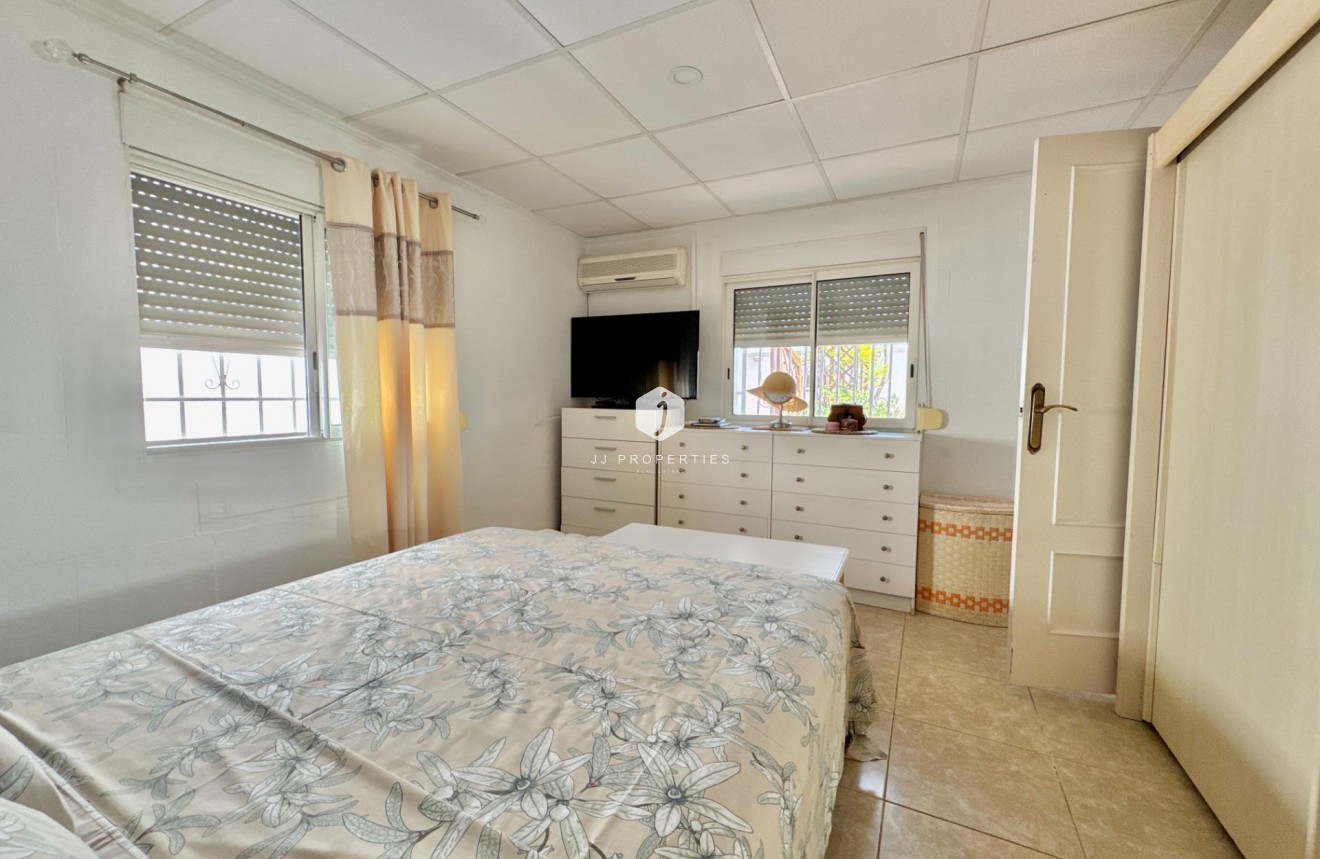 D'occasion - Villa -
Dolores - Comunidad Valenciana