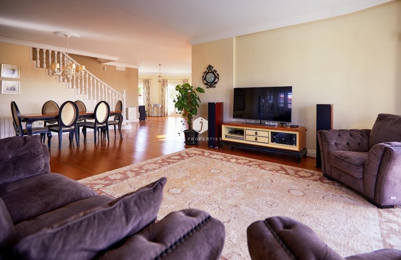 Resale - Villa -
Rojales - Inland