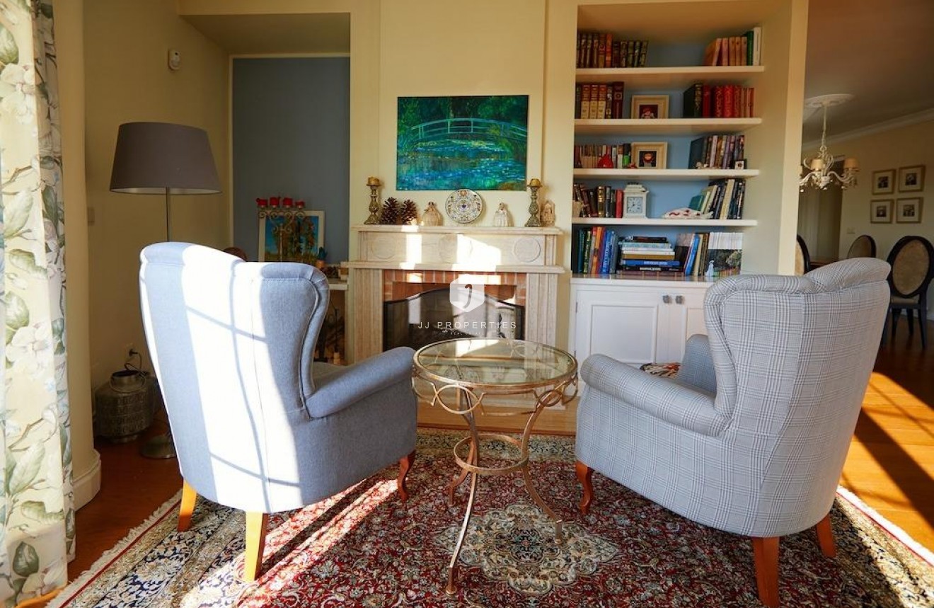 Resale - Villa -
Rojales - Inland