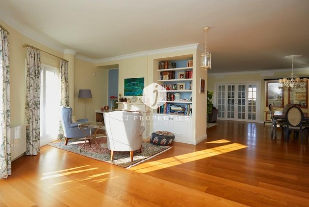 Resale - Villa -
Rojales - Inland