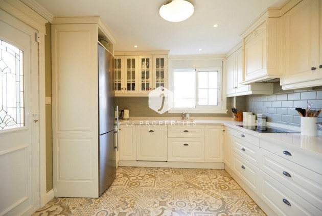 Resale - Villa -
Rojales - Inland