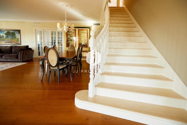 Resale - Villa -
Rojales - Inland