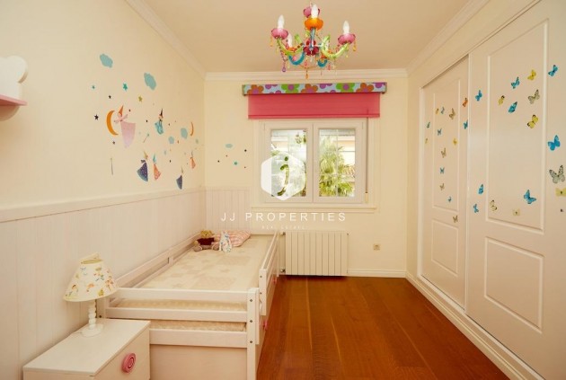 Resale - Villa -
Rojales - Inland