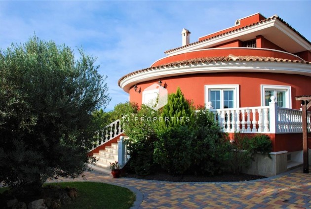 Resale - Villa -
Rojales - Inland