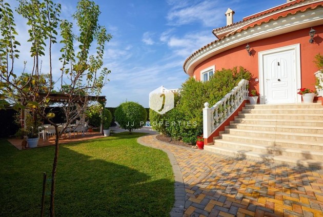 Resale - Villa -
Rojales - Inland