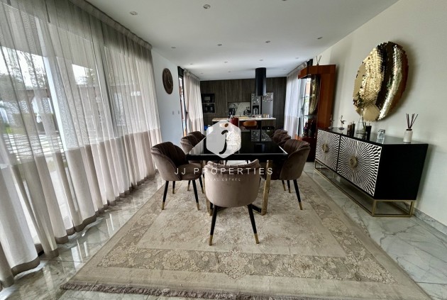 Resale - Villa -
Los Balcones - Costa Blanca