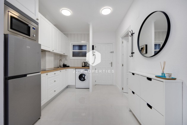 Resale - Apartment / flat -
Torrevieja - Costa Blanca