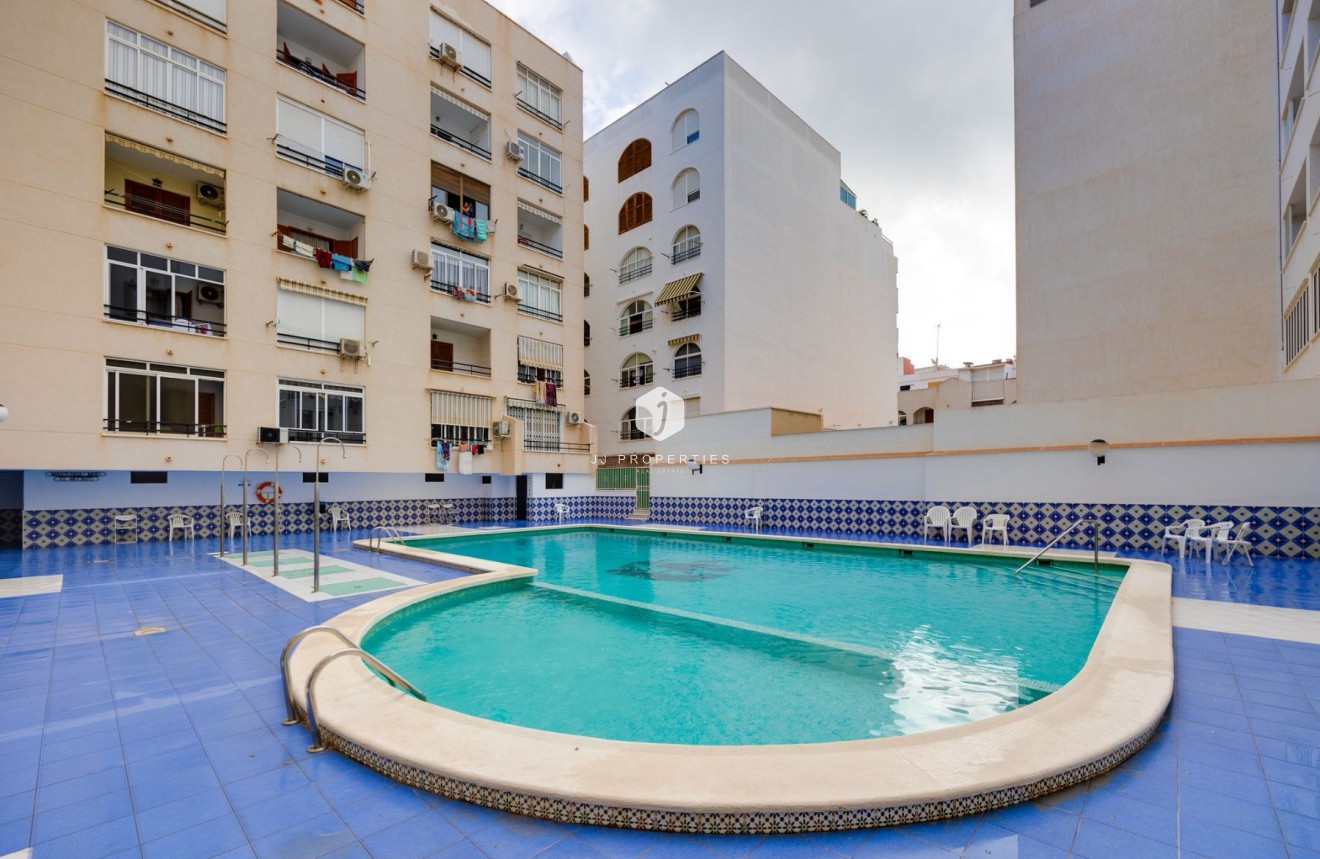 Resale - Apartment / flat -
Torrevieja - Costa Blanca