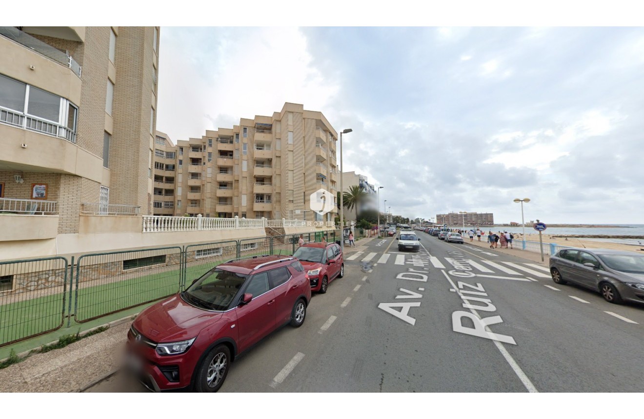 Resale - Apartment / flat -
Torrevieja - Costa Blanca