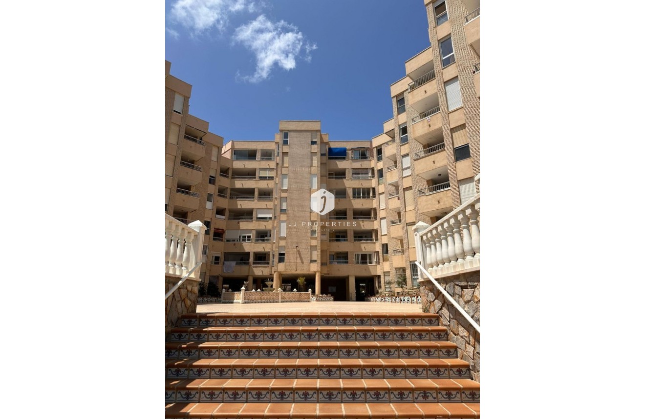 Resale - Apartment / flat -
Torrevieja - Costa Blanca