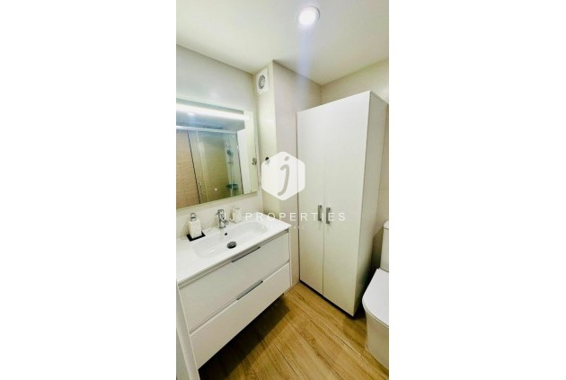 Resale - Apartment / flat -
Torrevieja - Costa Blanca