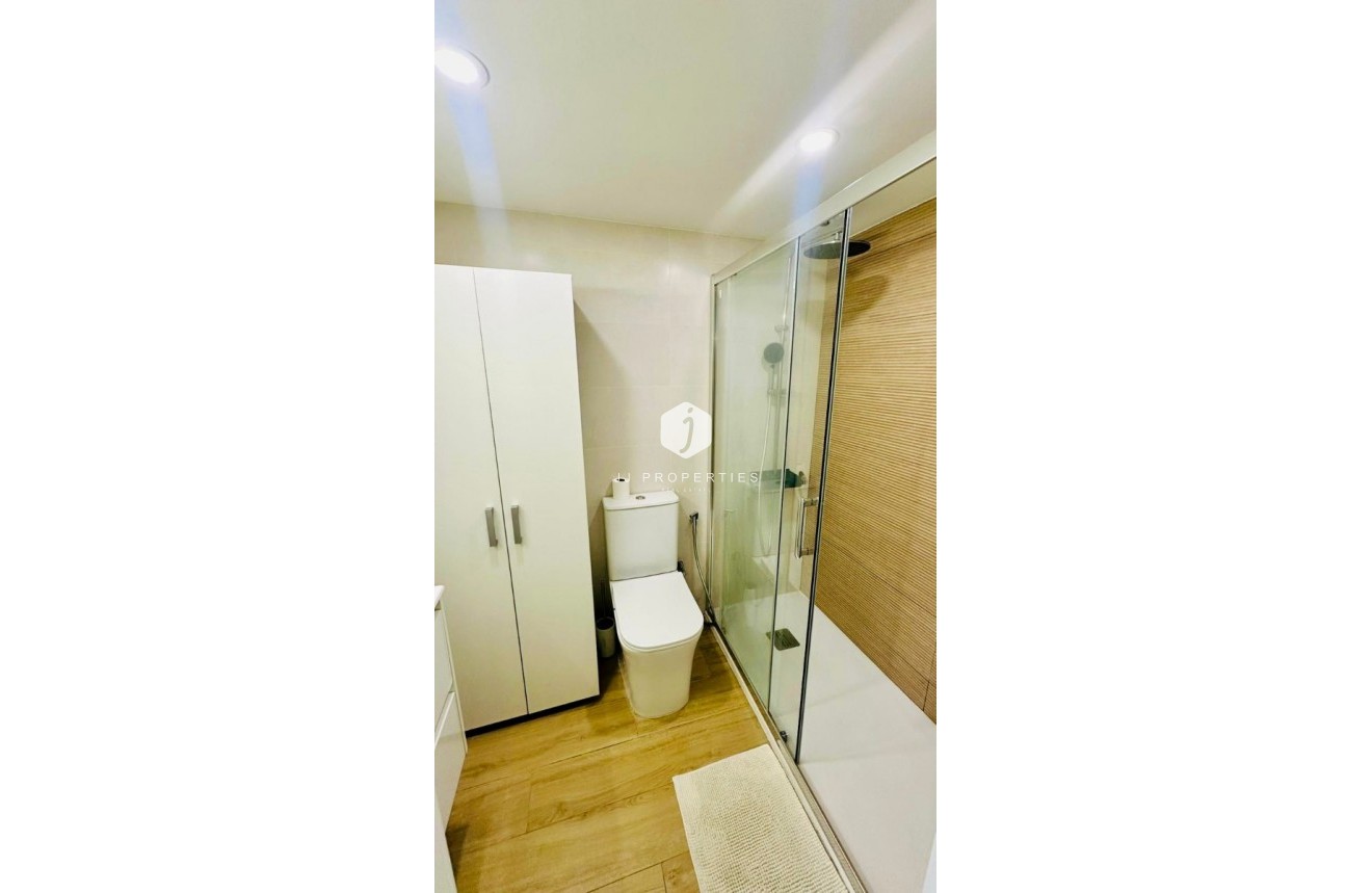 Resale - Apartment / flat -
Torrevieja - Costa Blanca