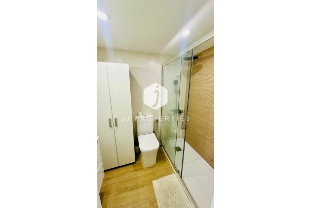 Resale - Apartment / flat -
Torrevieja - Costa Blanca