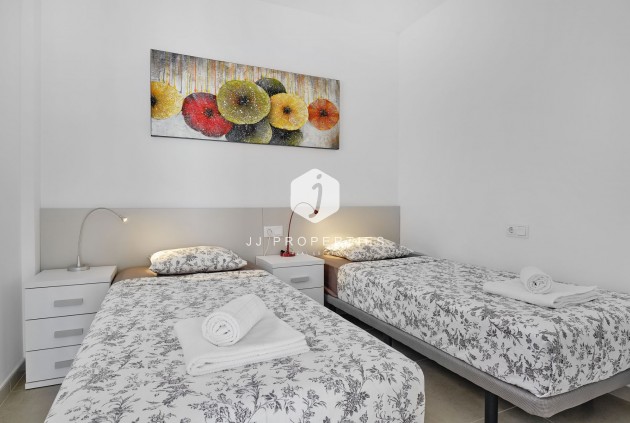 Resale - Apartment / flat -
Orihuela Costa - Costa Blanca