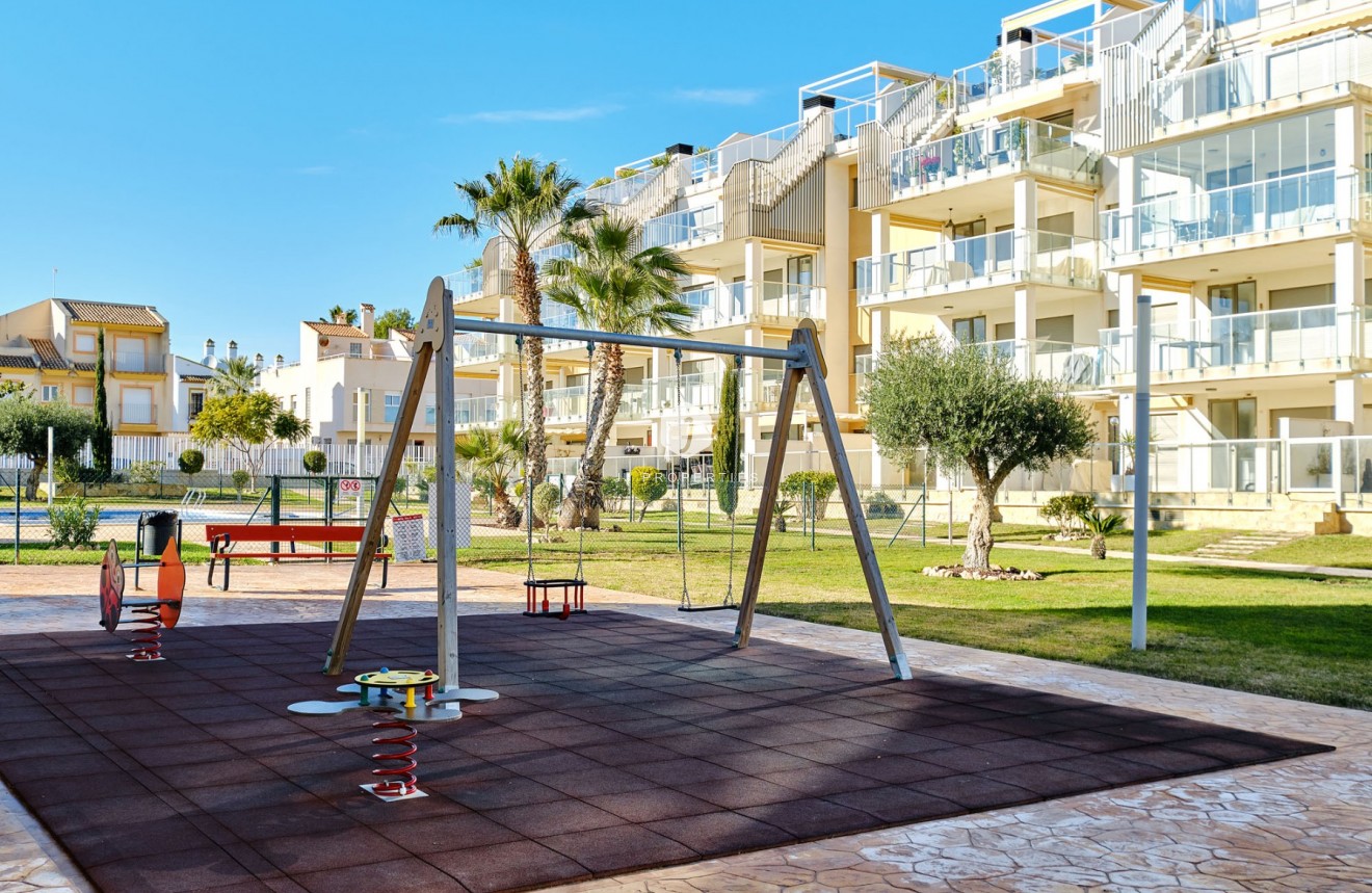 Resale - Apartment / flat -
Orihuela Costa - Costa Blanca