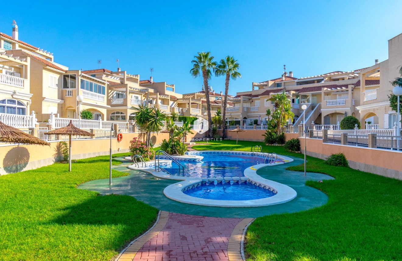 Resale - Duplex -
Orihuela Costa - Playa Flamenca