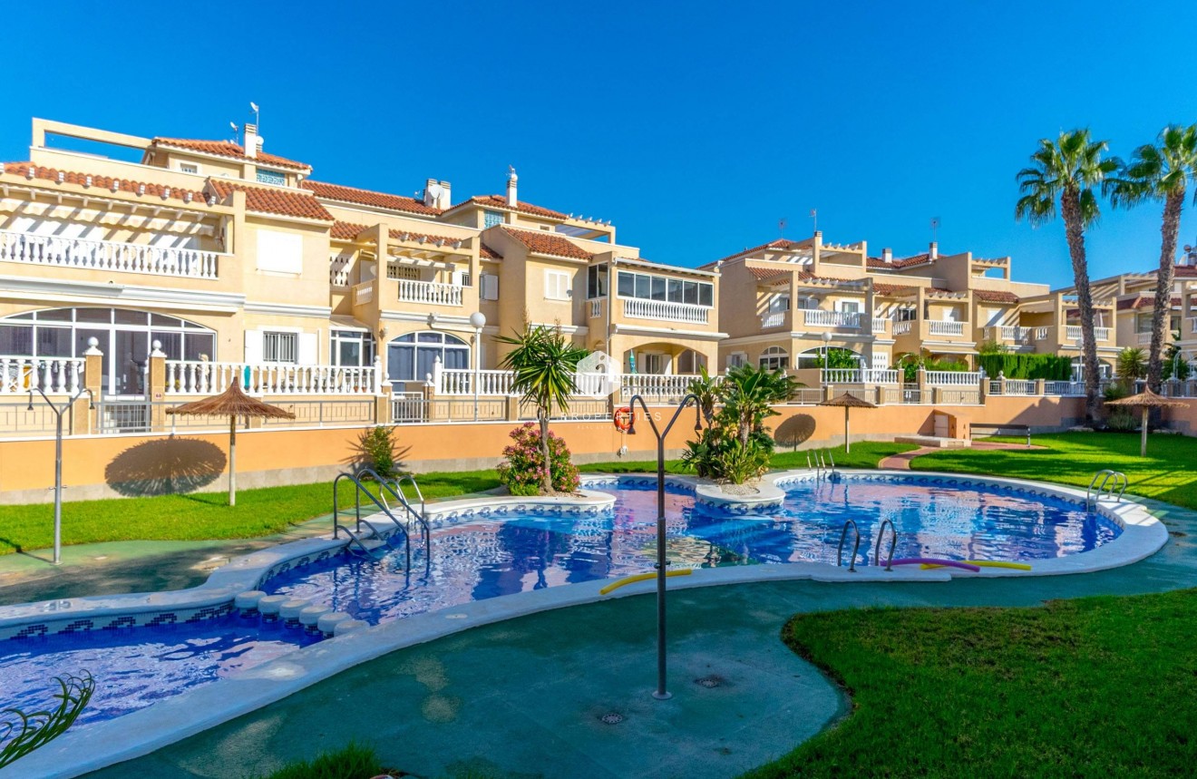 Resale - Duplex -
Orihuela Costa - Playa Flamenca