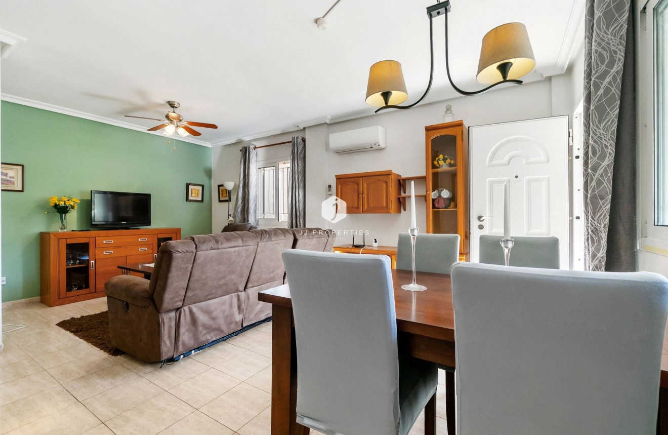 Resale - Duplex -
Orihuela Costa - Playa Flamenca