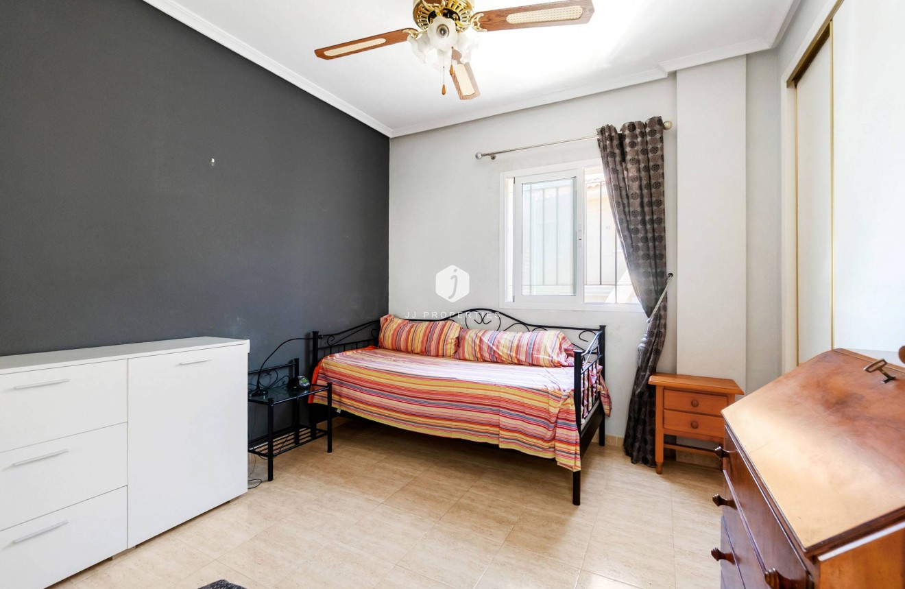 Resale - Duplex -
Orihuela Costa - Playa Flamenca