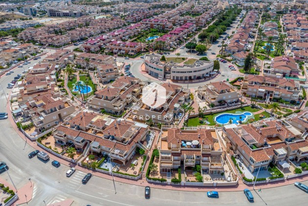 Resale - Duplex -
Orihuela Costa - Playa Flamenca