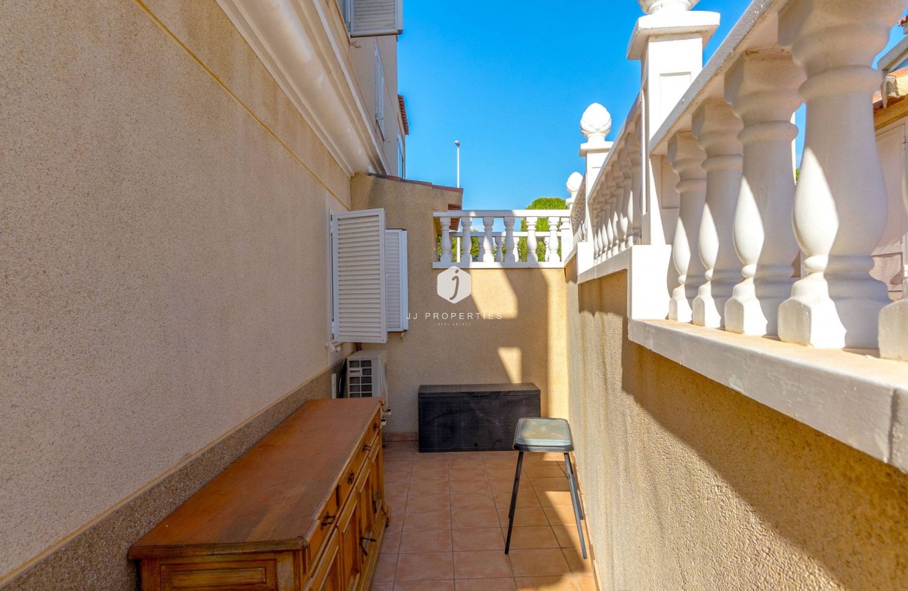 Resale - Duplex -
Orihuela Costa - Playa Flamenca