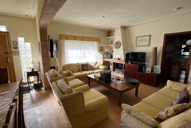 Resale - Villa -
Cabo Roig - Costa Blanca