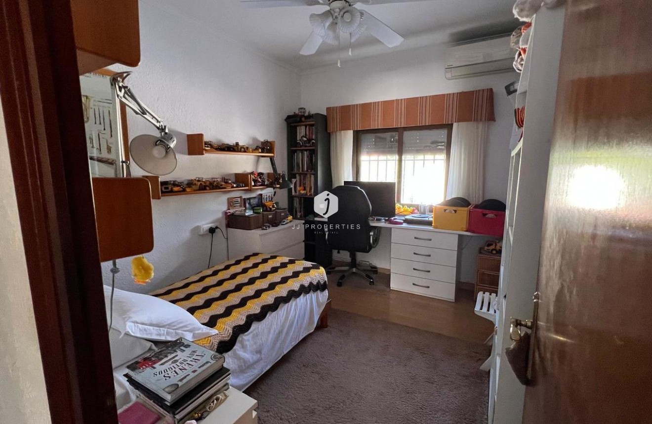 Resale - Villa -
Cabo Roig - Costa Blanca