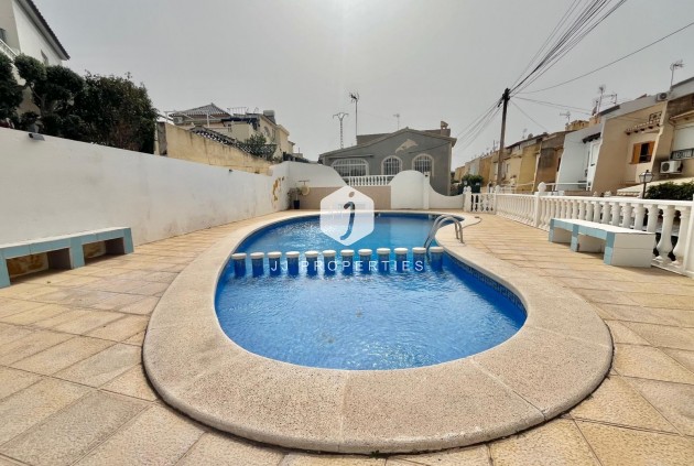 Resale - Villa -
Torrevieja - Los Balcones - Los Altos del Edén