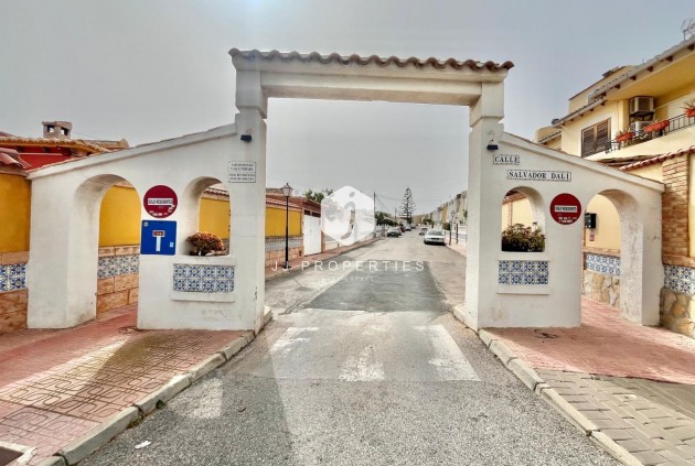 Resale - Villa -
Torrevieja - Los Balcones - Los Altos del Edén