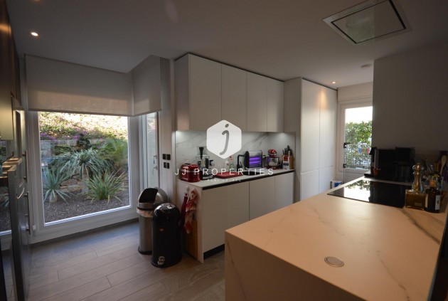 Resale - Villa -
Algorfa - Club De Golf La Finca