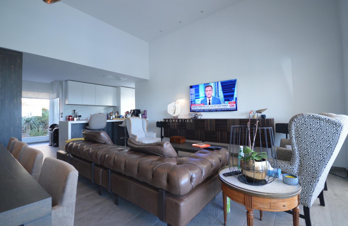 Resale - Villa -
Algorfa - Club De Golf La Finca