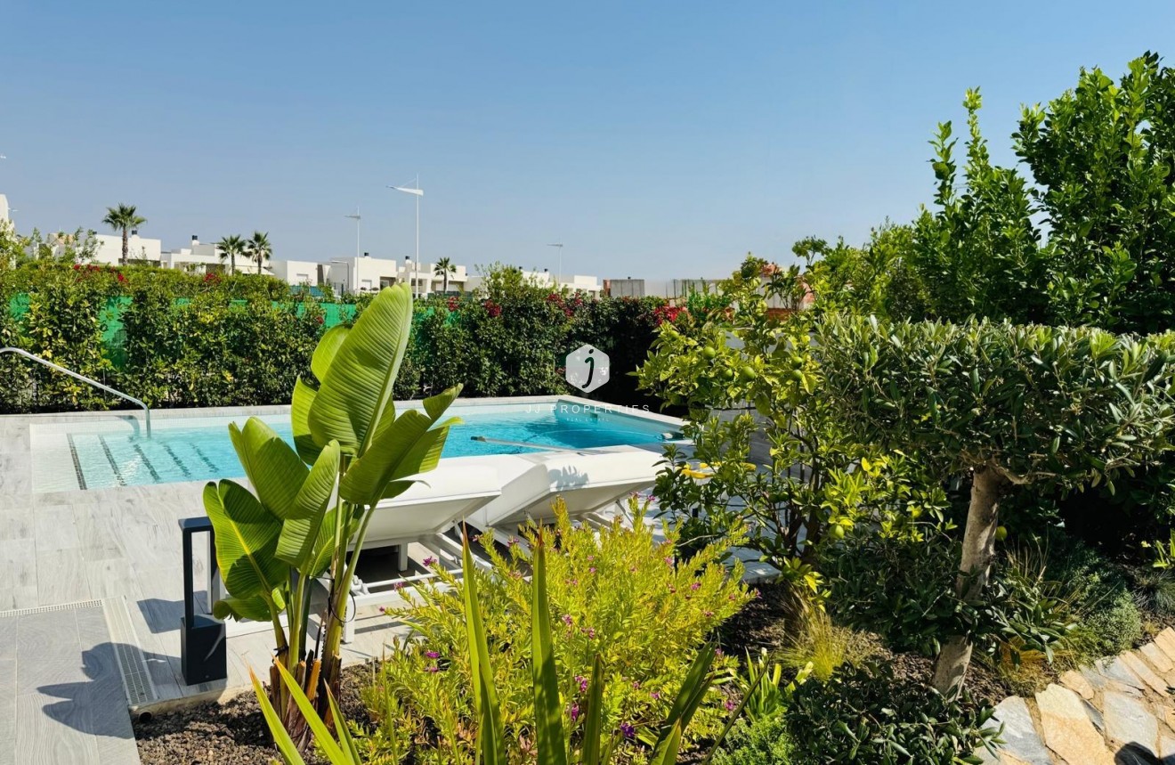 Resale - Villa -
Algorfa - Club De Golf La Finca