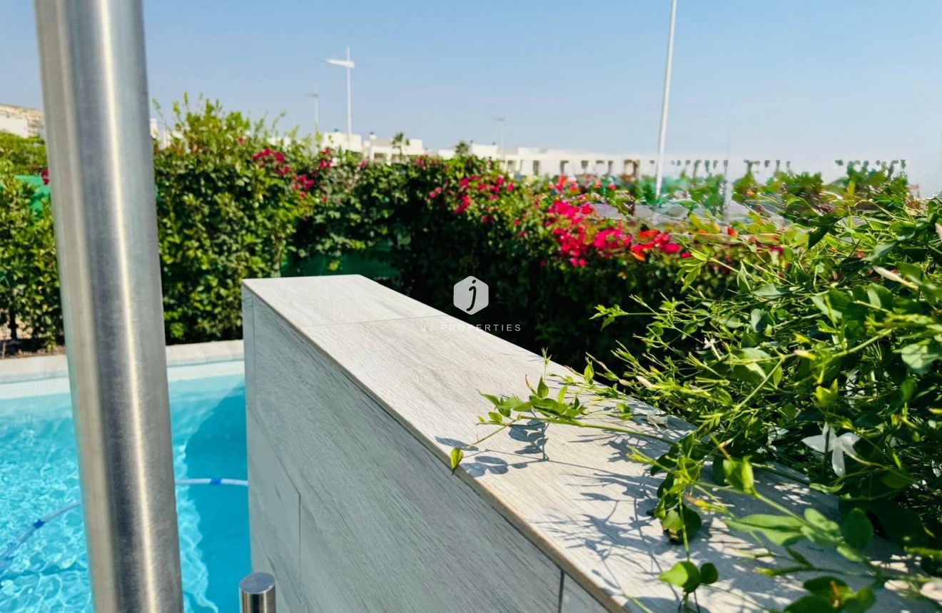 Resale - Villa -
Algorfa - Club De Golf La Finca