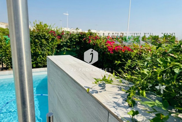 Resale - Villa -
Algorfa - Club De Golf La Finca