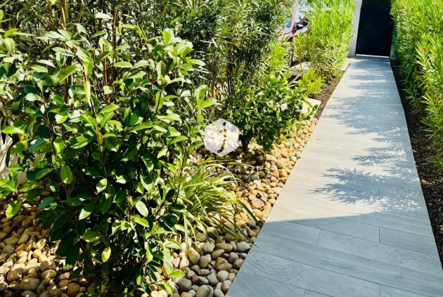 Resale - Villa -
Algorfa - Club De Golf La Finca