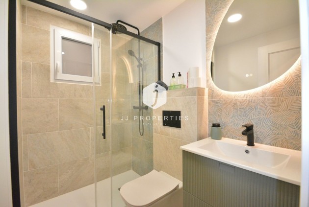 Resale - Apartment / flat -
Torrevieja - Costa Blanca