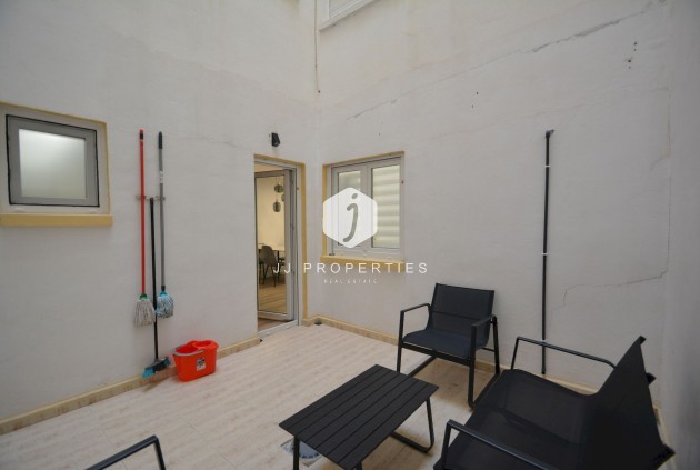 Resale - Apartment / flat -
Torrevieja - Costa Blanca